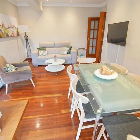 Piso Grande Y Luminoso En El Casco Viejo De Appartamento Bilbao