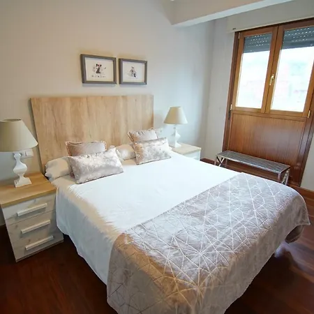 Piso Grande Y Luminoso En El Casco Viejo De Appartement Bilbao